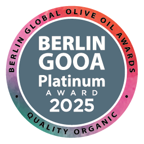 berlinAwardPlatinum_qualityOrganic 2025__white
